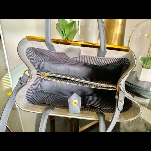 FENDI 2Jours Tote. - Picture 5 of 8